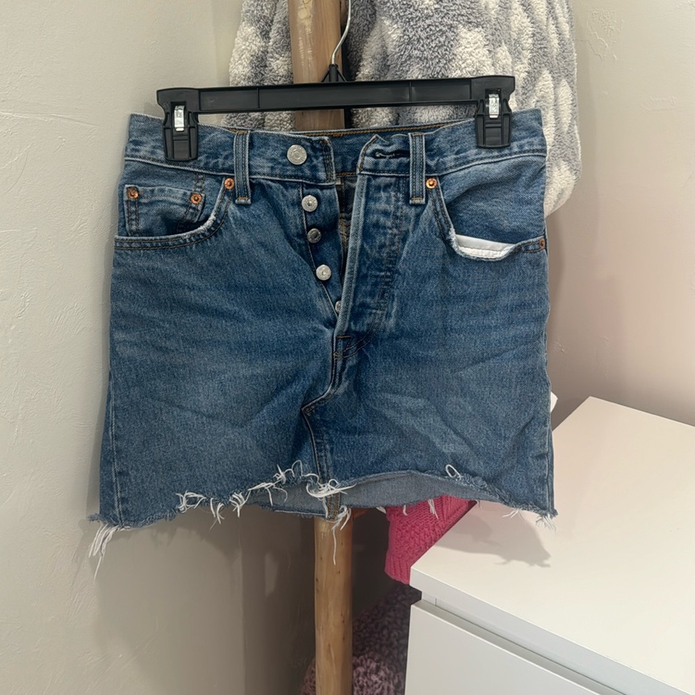 Levi’s premium denim skirt